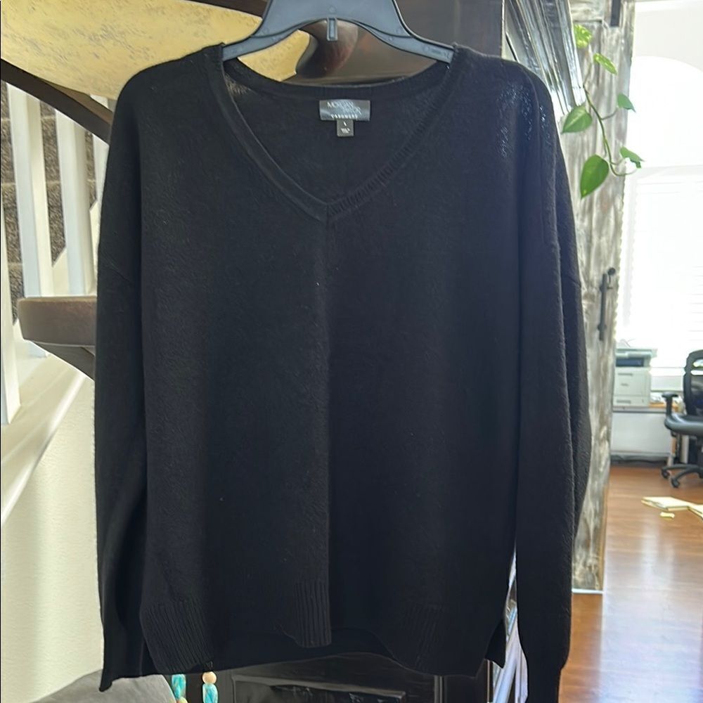 Womens Black V-Neck Sweater